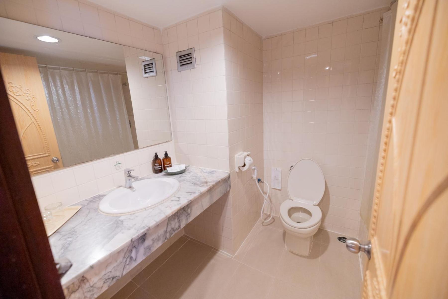 Mido Hotel 曼谷 外观 照片