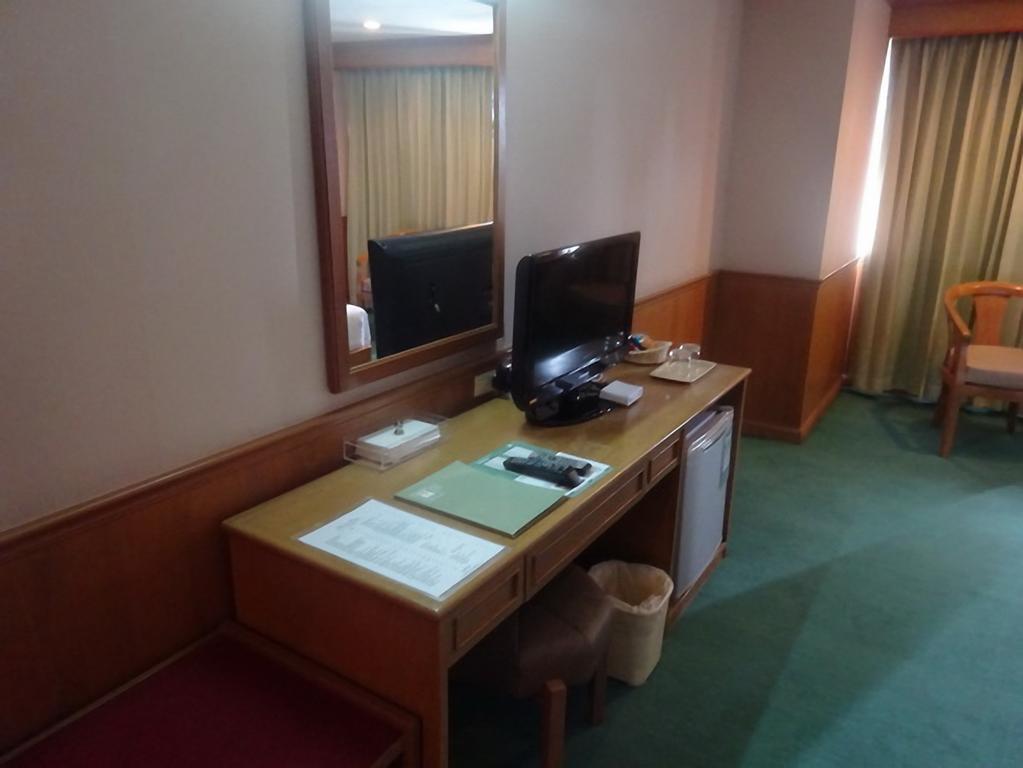 Mido Hotel 曼谷 外观 照片