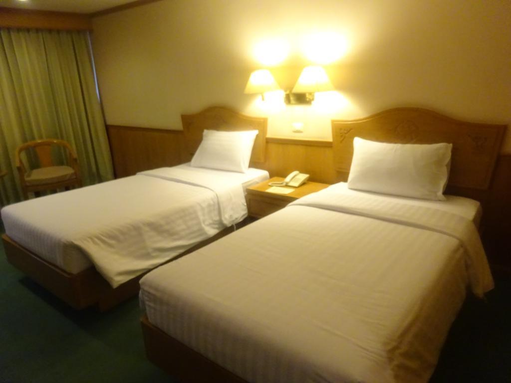 Mido Hotel 曼谷 外观 照片