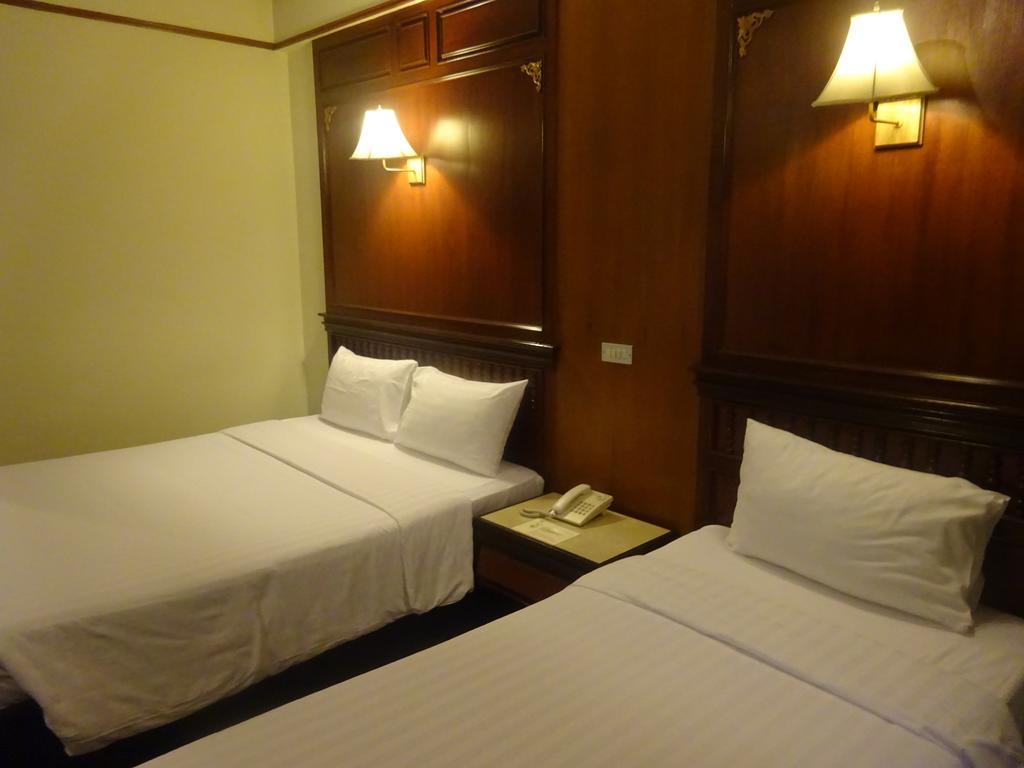 Mido Hotel 曼谷 外观 照片